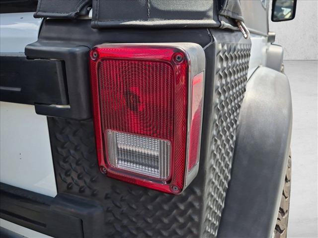 Used 2018 Jeep Wrangler Sport AWD/4WD image 24