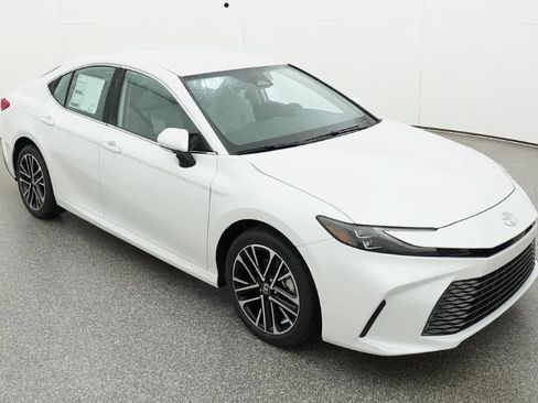 New 2026 Toyota Camry XLE image 13