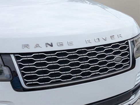 Used 2018 Land Rover Range Rover Supercharged image 10