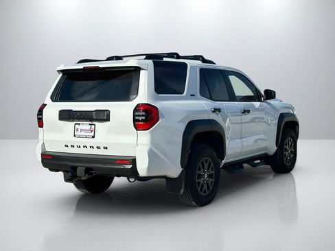 Certified 2025 Toyota 4Runner SR5 image 5