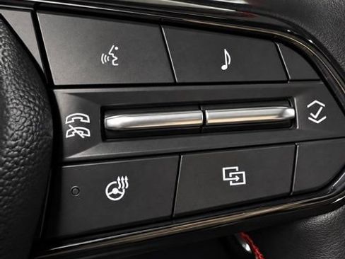 Used 2026 Chevrolet Traverse RS AWD/4WD image 46