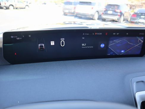 New 2025 Ford Expedition Max Active image 4