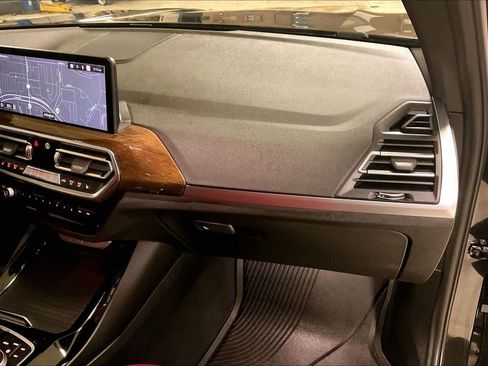 Certified 2023 BMW X3 xDrive30i w/ Premium Package image 17