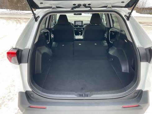 Used 2023 Toyota RAV4 XLE image 32