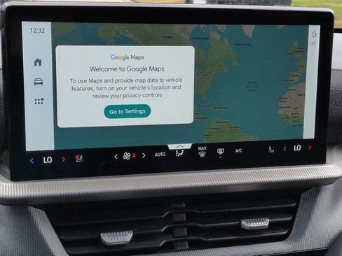 Certified 2025 Ford Explorer ST-Line image 28