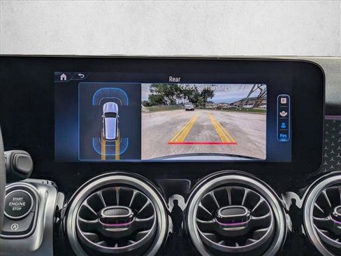 Certified 2025 Mercedes-Benz GLB 250 image 14