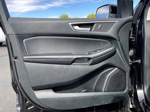 Used 2024 Ford Edge SEL image 18