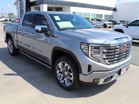 New 2026 GMC Sierra 1500 Denali w/ Denali Reserve Package image 7