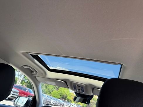 Used 2021 Mercedes-Benz GLS 450 4MATIC image 34