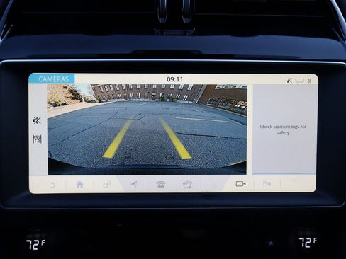 Used 2018 Jaguar F-PACE R-Sport image 34