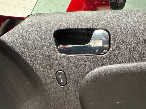 Used 2008 Saturn Sky Red Line RWD image 11