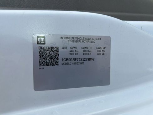 New 2025 Chevrolet Express 3500 w/ Power Convenience Package RWD image 16