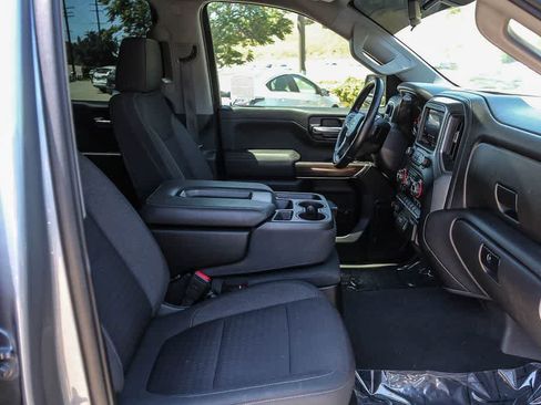 Used 2021 Chevrolet Silverado 1500 LT w/ Convenience Package II AWD/4WD image 15