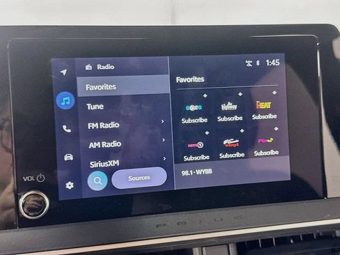Used 2023 Toyota Prius LE FWD image 25
