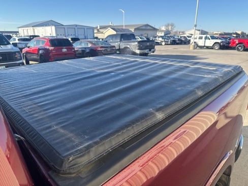 Used 2019 RAM 1500 Laramie image 8