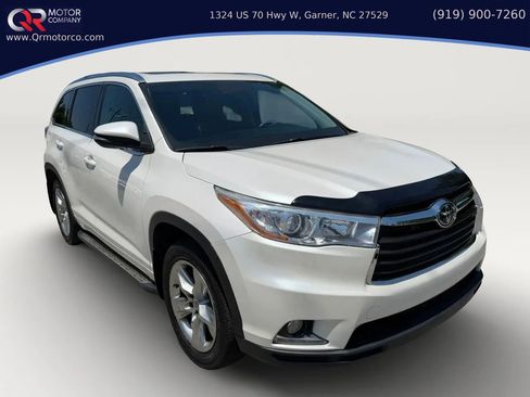 Used 2014 Toyota Highlander Limited Platinum FWD image 1