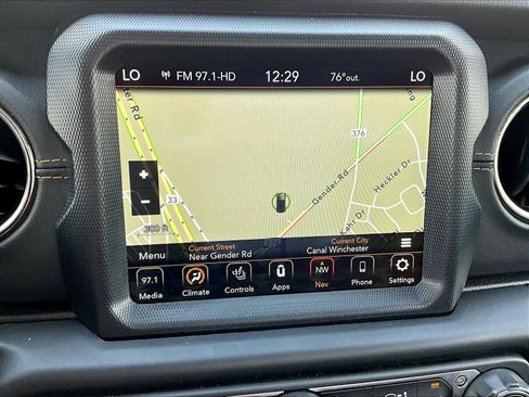 Used 2021 Jeep Wrangler Unlimited Sahara AWD/4WD image 38