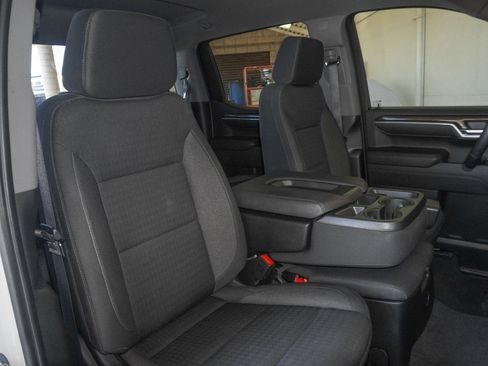 Used 2023 Chevrolet Silverado 1500 LT image 41