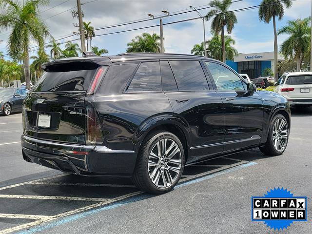 Certified 2026 Cadillac Vistiq Platinum w/ LPO, Floor Liner Package AWD/4WD image 20