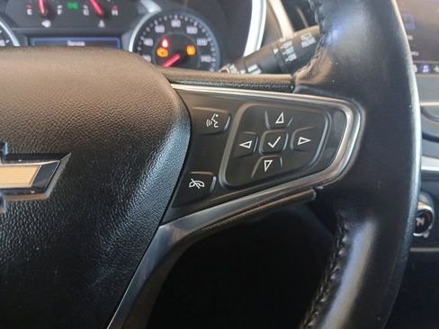 Used 2020 Chevrolet Equinox LT FWD image 19
