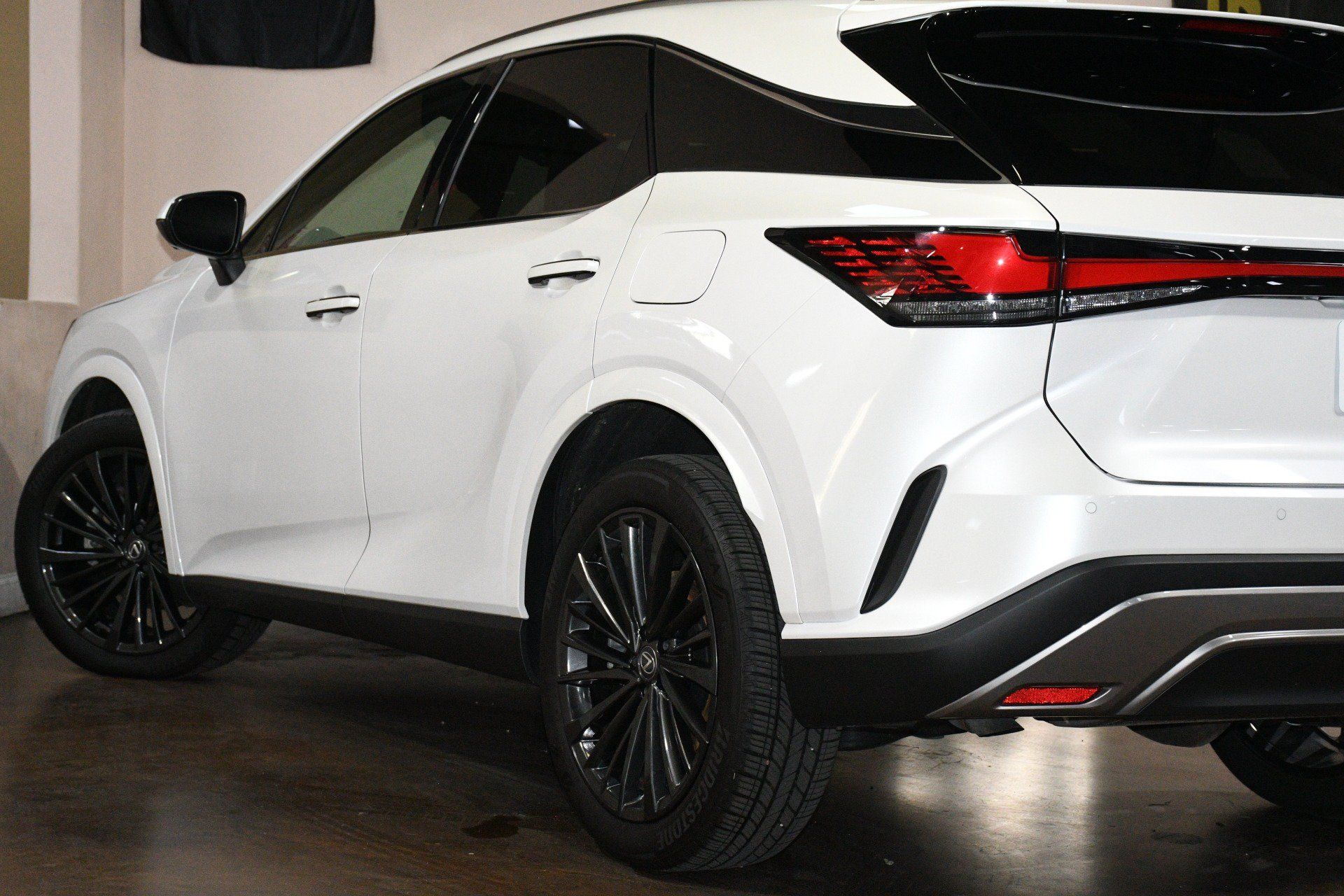 Used 2025 Lexus RX 350 Premium w/ Convenience Package FWD image 55