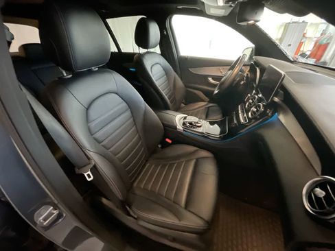Used 2017 Mercedes-Benz GLC 43 AMG 4MATIC image 25
