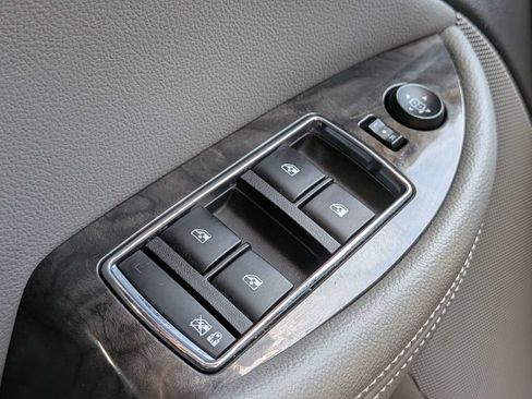 Used 2014 Chevrolet Impala LTZ FWD image 25