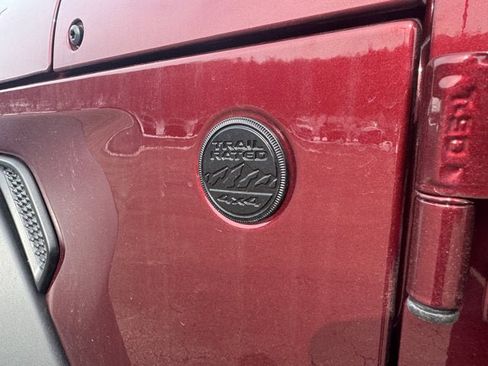 Used 2022 Jeep Wrangler Sport image 13