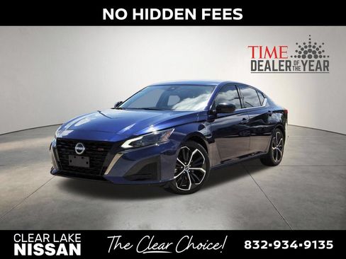 Used 2024 Nissan Altima 2.5 SR FWD image 1