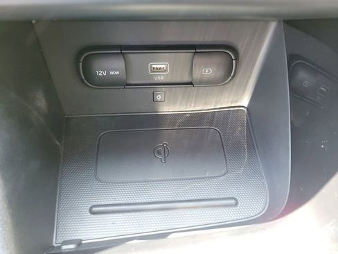 Used 2022 Kia Niro Touring Special Edition FWD image 31