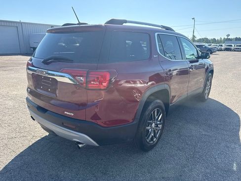 Used 2017 GMC Acadia SLT AWD/4WD image 5