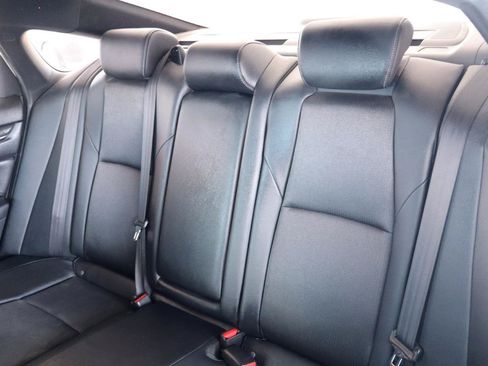 Used 2019 Honda Accord Sport image 32