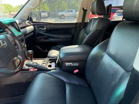 Used 2015 Lexus LX 570 4WD image 20