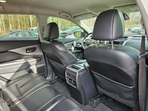 Used 2020 Nissan Murano SL image 26