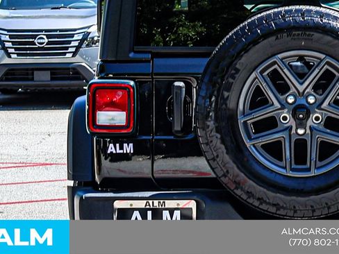 Used 2024 Jeep Wrangler Unlimited Sport AWD/4WD image 13