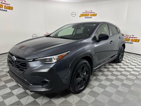 Used 2024 Subaru Crosstrek 2.0i image 1