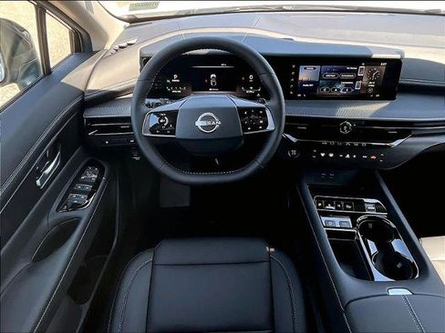 Certified 2025 Nissan Murano SV AWD/4WD image 17