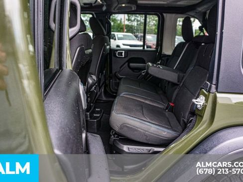 Used 2024 Jeep Wrangler Unlimited Rubicon 4xe AWD/4WD image 21