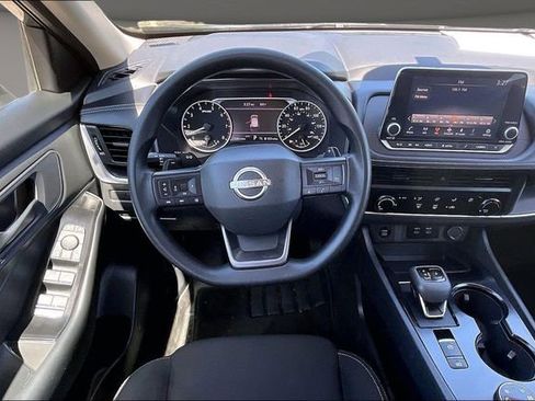 Certified 2026 Nissan Rogue S AWD/4WD image 5