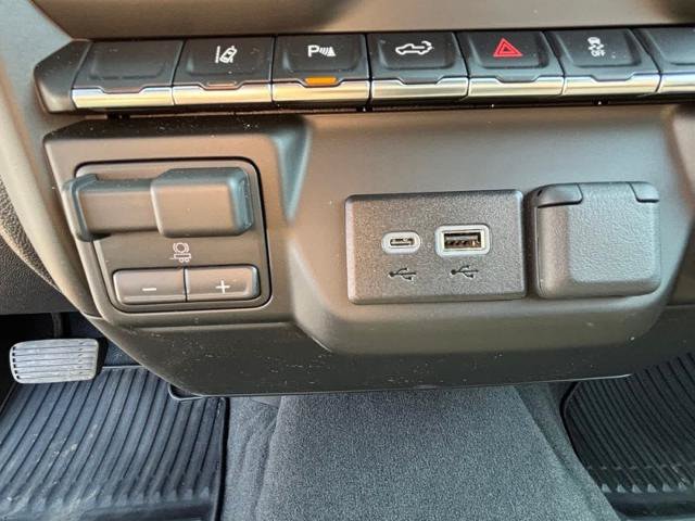 New 2026 Chevrolet Silverado 2500 Custom w/ Custom Value Package AWD/4WD image 24