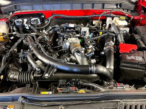 Used 2023 Ford Bronco Badlands image 29