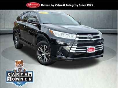 Certified 2019 Toyota Highlander LE