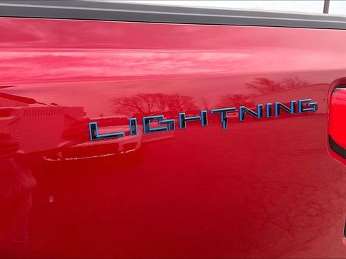 Used 2025 Ford F150 Lightning Platinum image 6