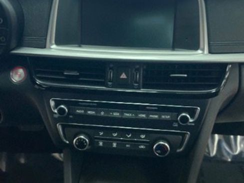Used 2020 Kia Optima SE FWD image 26