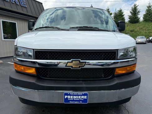 Used 2024 Chevrolet Express 2500 w/ Driver Convenience Package RWD image 9