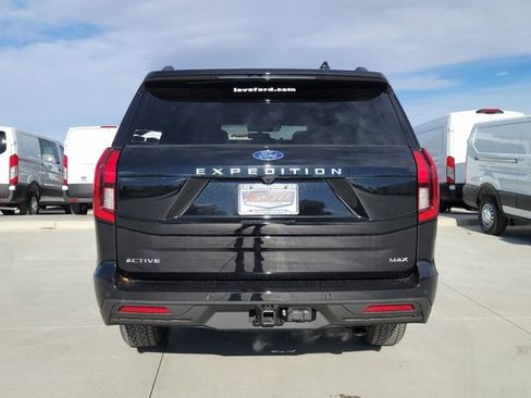 New 2025 Ford Expedition Max Active image 10