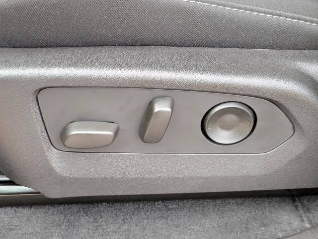 New 2026 Chevrolet Colorado LT w/ Advanced Trailering Package AWD/4WD image 9