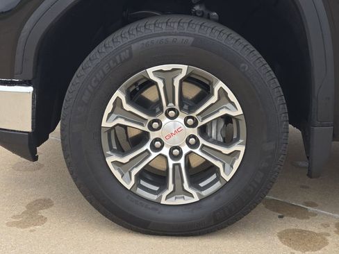 Used 2025 GMC Sierra 1500 SLT AWD/4WD image 27