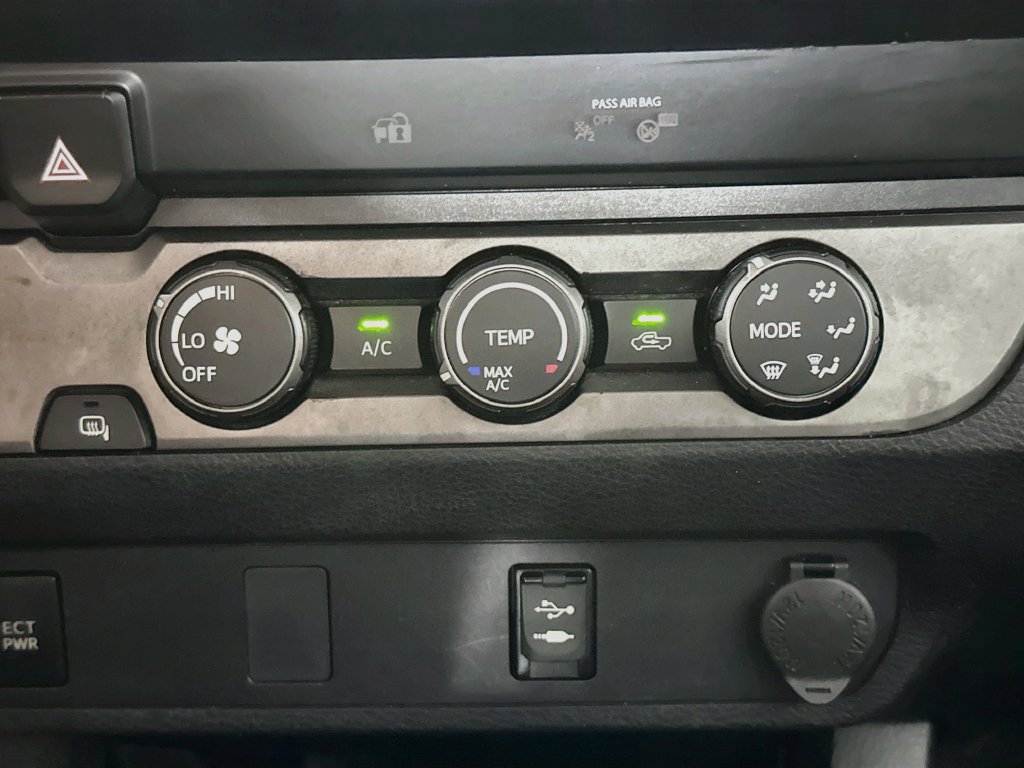 Used 2019 Toyota Tacoma SR w/ SR Convenience Package RWD image 17
