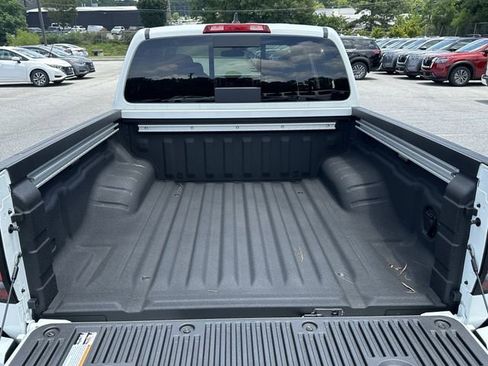 New 2025 Nissan Frontier SV w/ SV Convenience Package RWD image 35